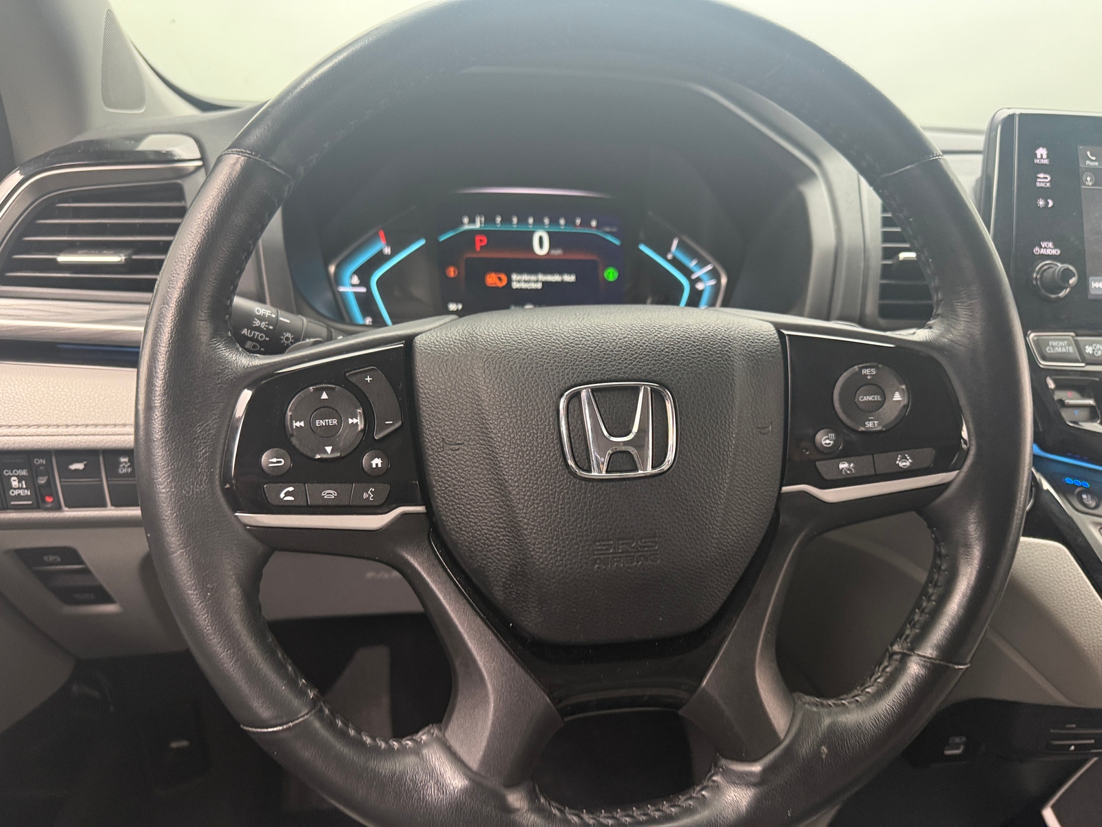 Thumbnail: 2023 Honda Odyssey - 4