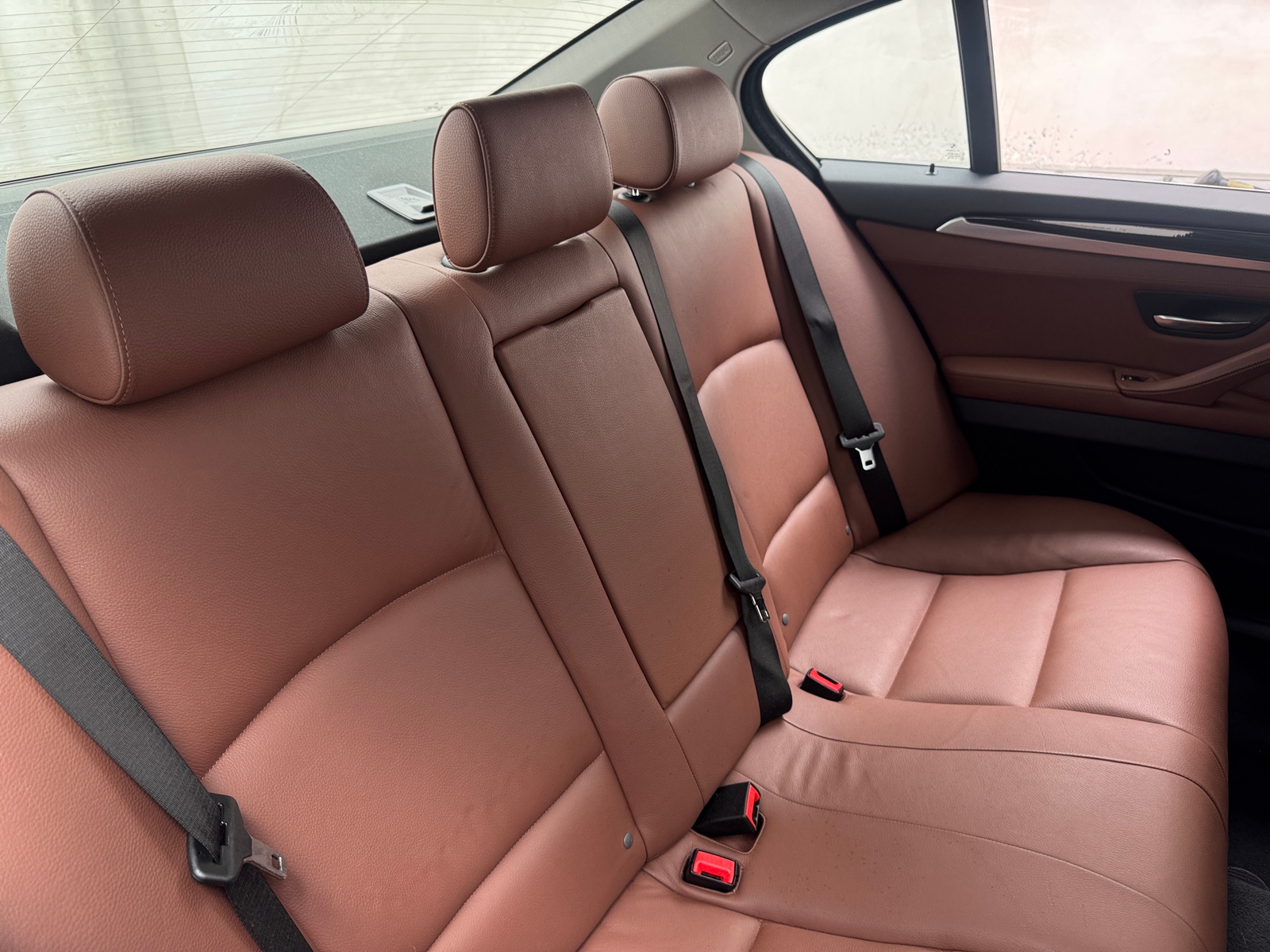 Thumbnail: 2012 BMW 5 Series - 5