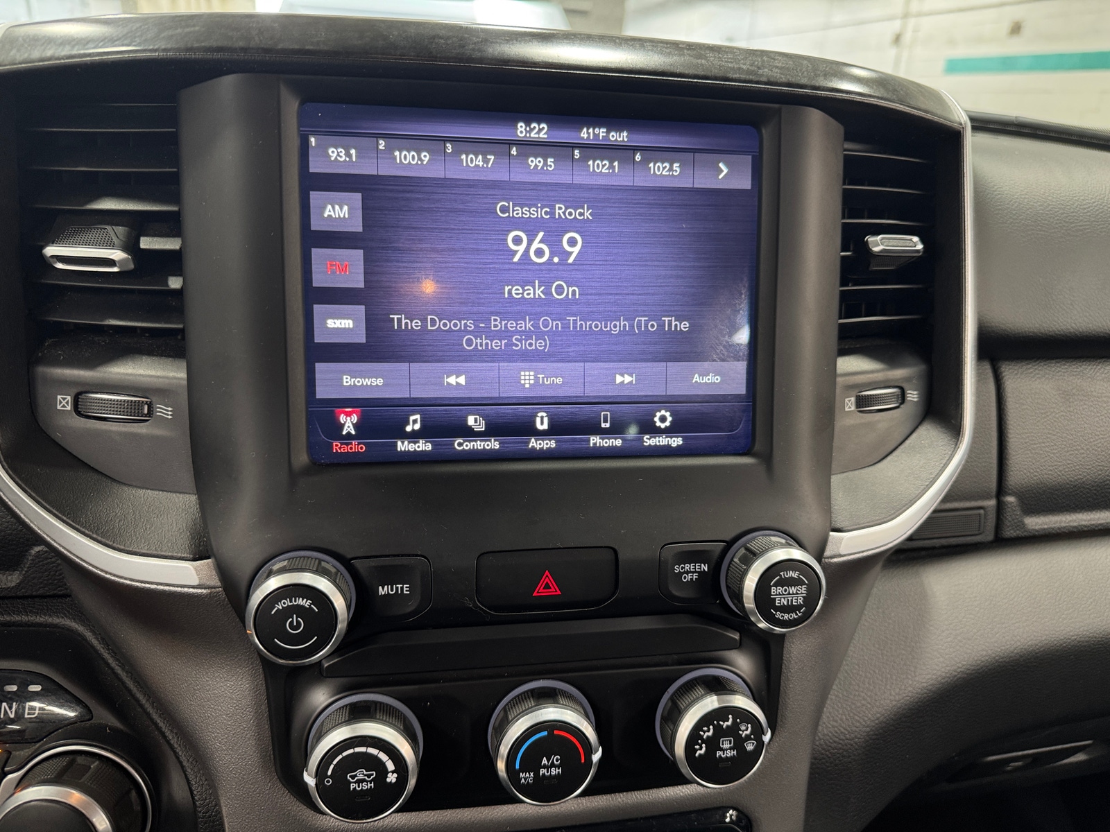 Thumbnail: 2019 RAM 1500 - 4