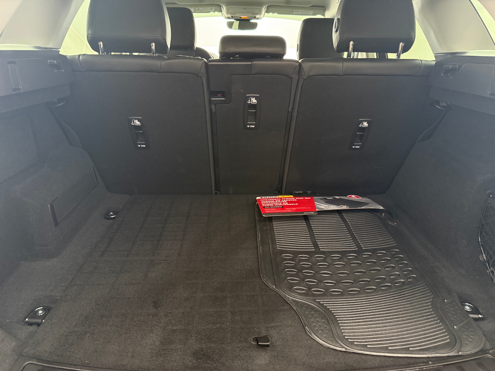 Thumbnail: 2022 Land Rover Range Rover Evoque - 6