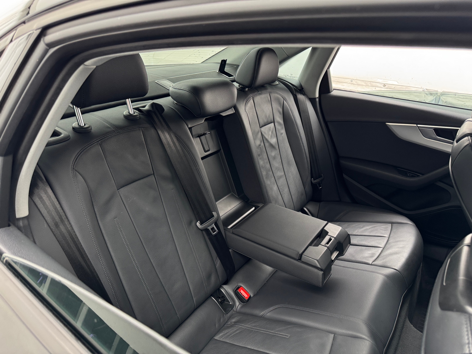 Thumbnail: 2017 Audi A4 - 5