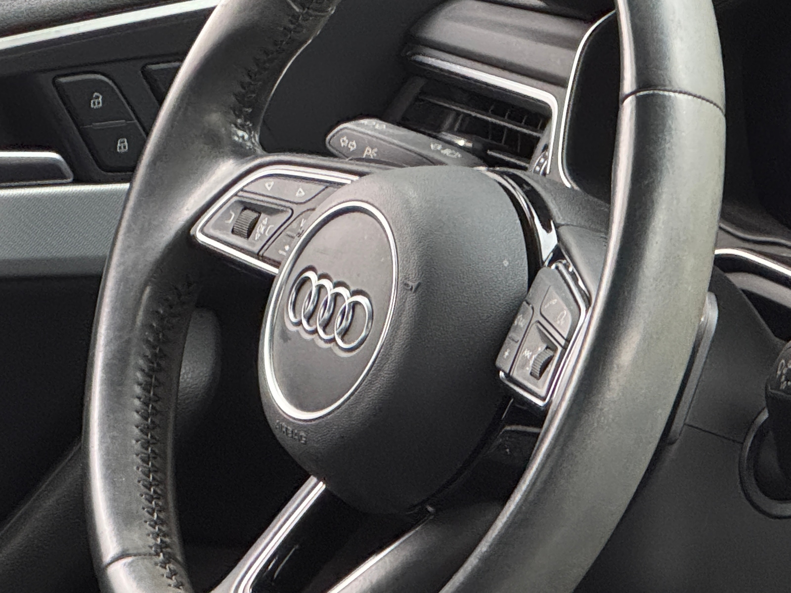 Thumbnail: 2017 Audi A4 - 4