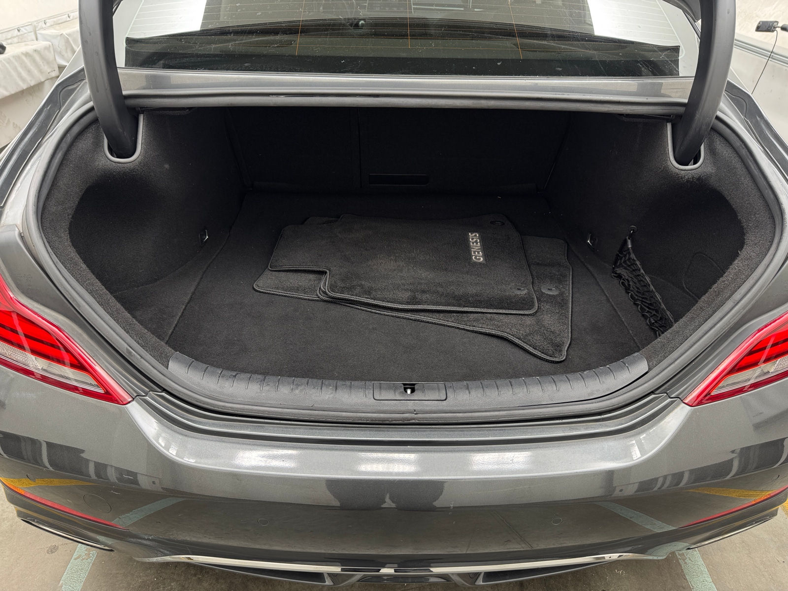 Thumbnail: 2019 Genesis G70 - 6