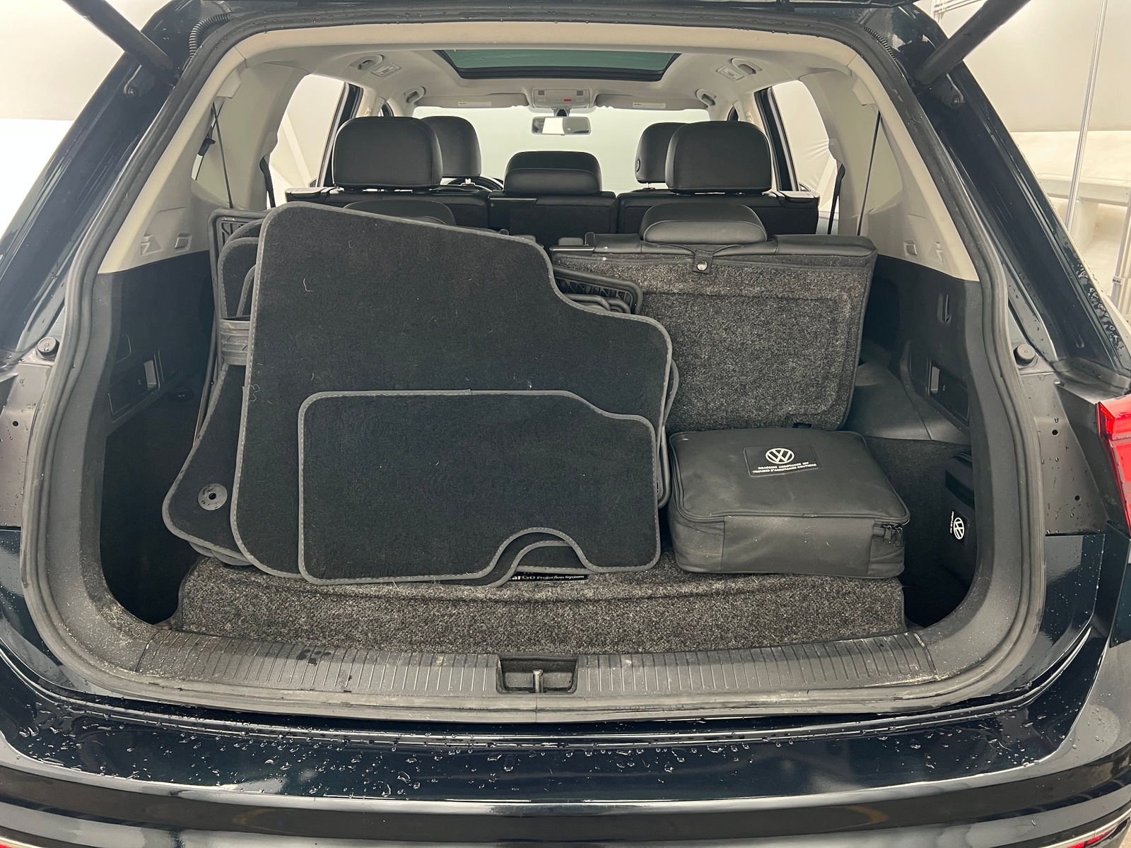 Thumbnail: 2018 Volkswagen Tiguan - 6