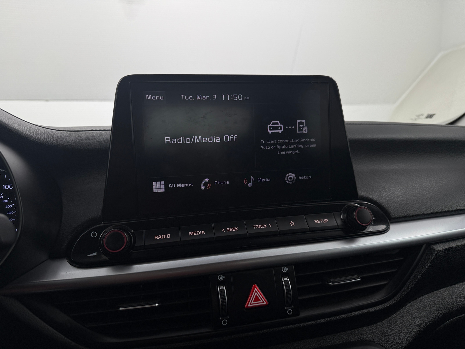 Thumbnail: 2023 Kia Forte - 4