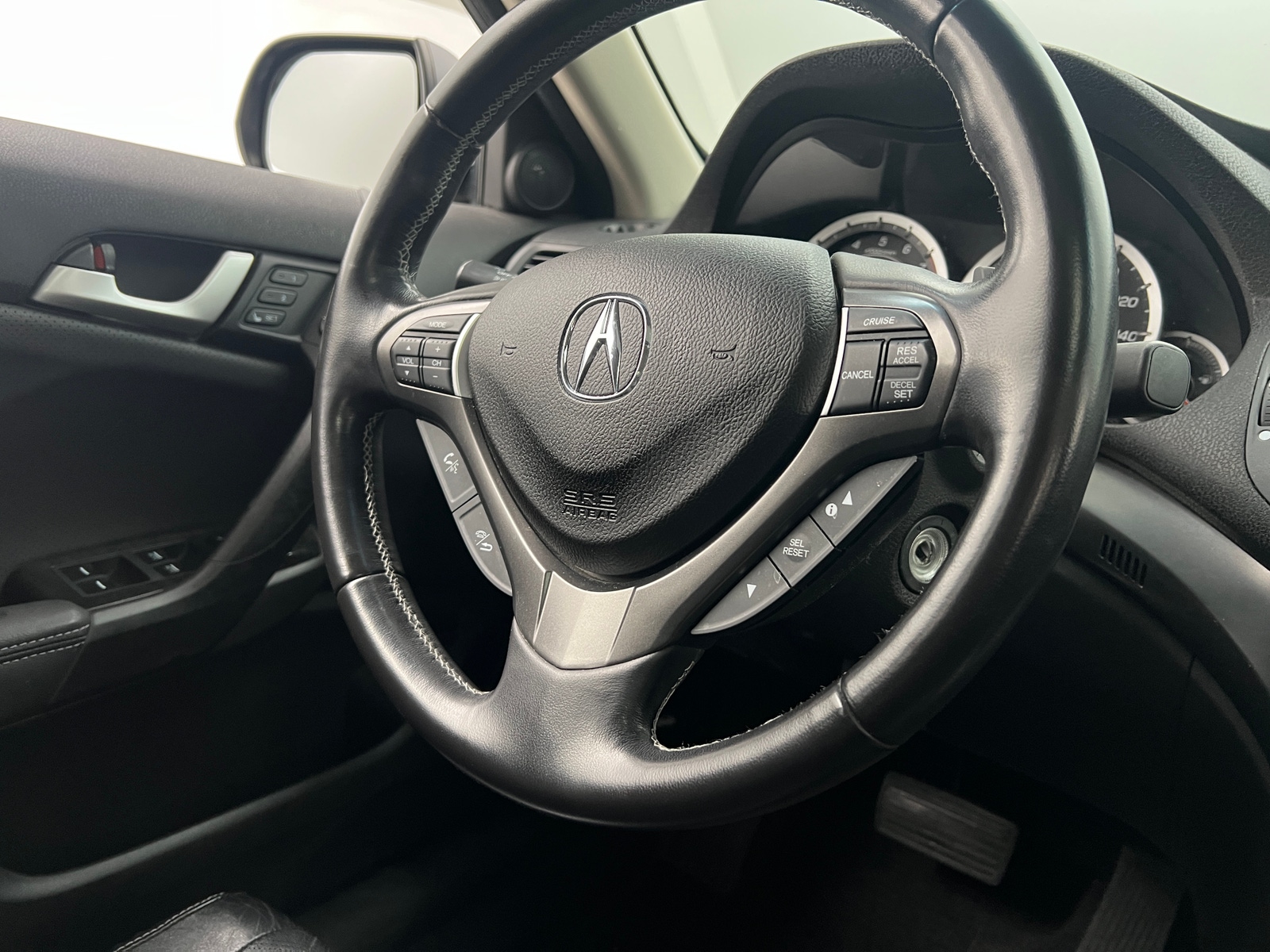 Thumbnail: 2013 Acura TSX - 4