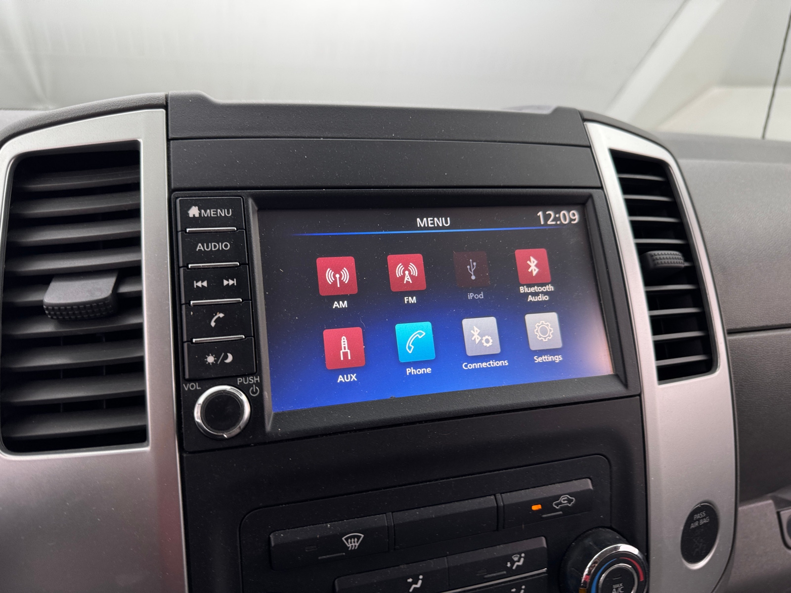 Thumbnail: 2019 Nissan Frontier - 4