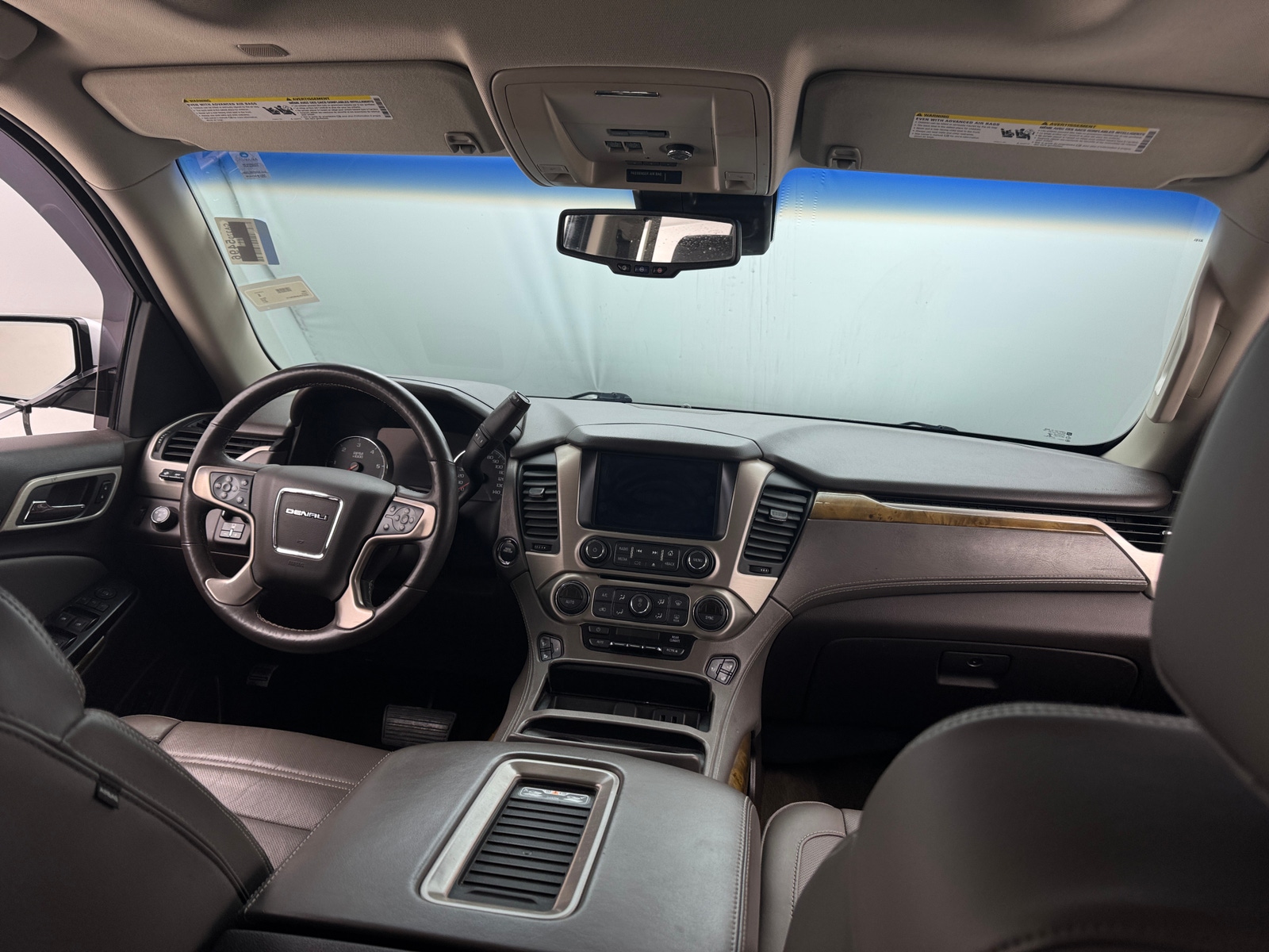 Thumbnail: 2017 GMC Yukon - 2