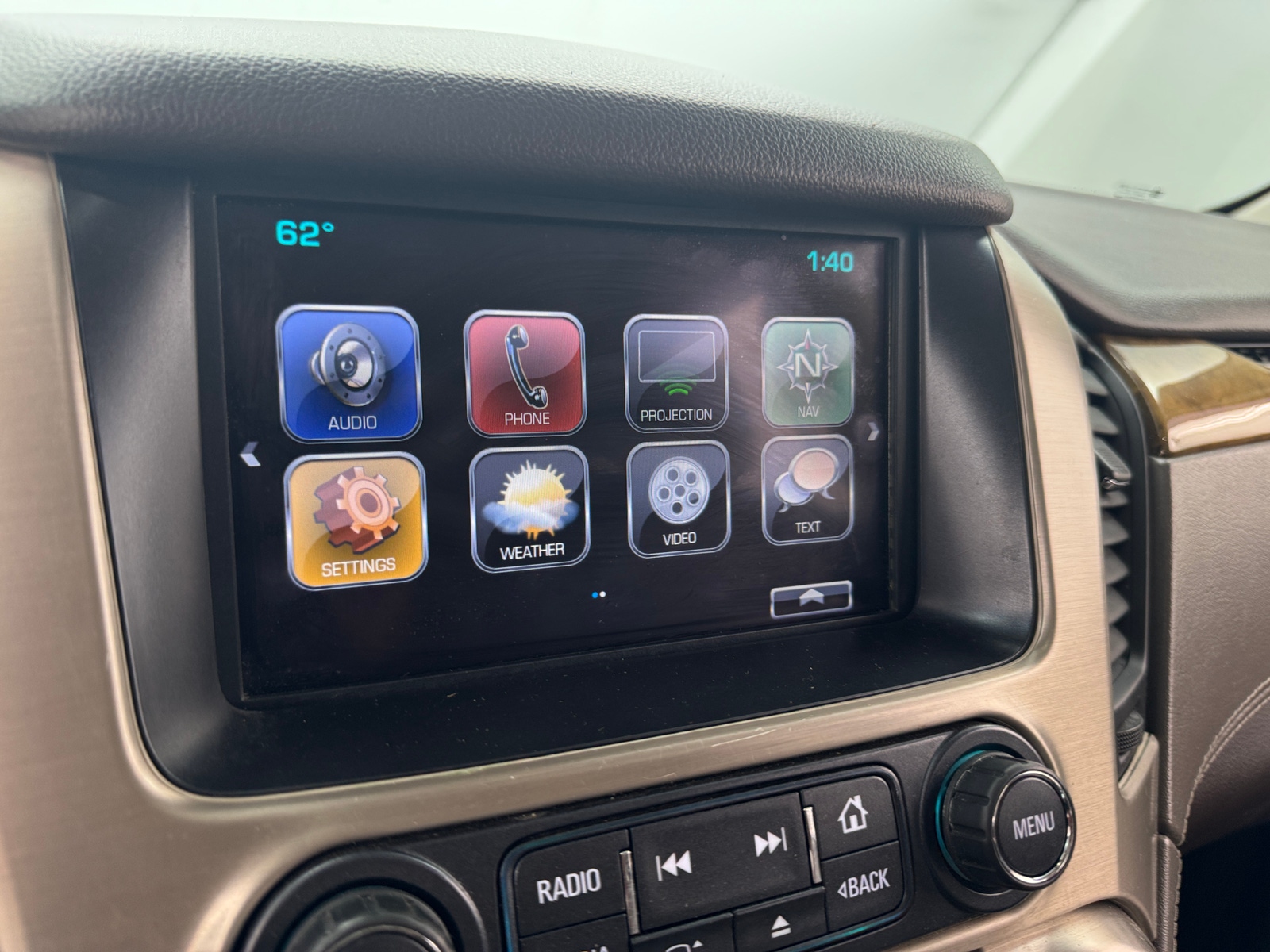 Thumbnail: 2017 GMC Yukon - 3