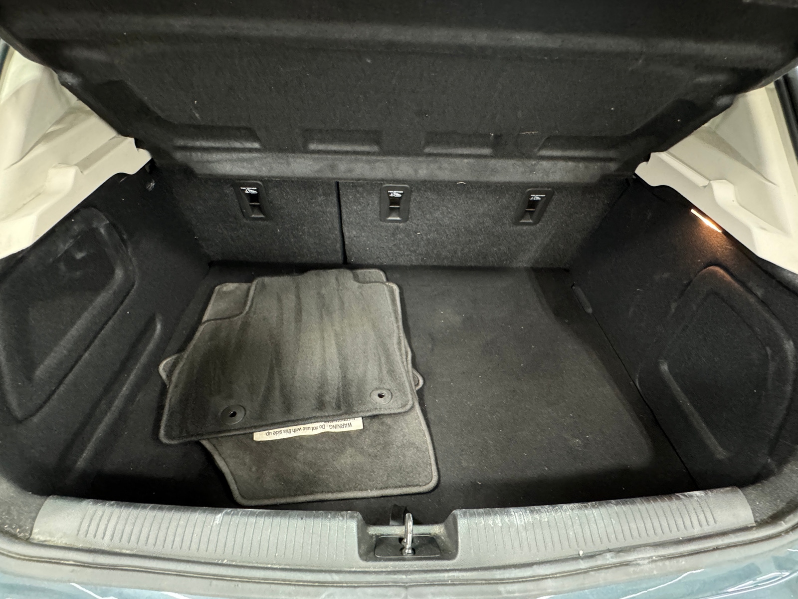 Thumbnail: 2017 Chevrolet Cruze - 7