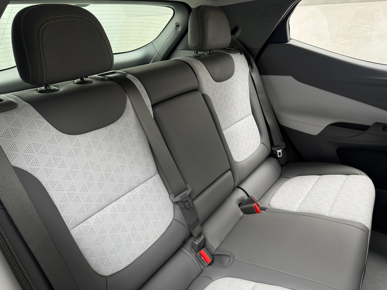 Thumbnail: 2023 Chevrolet Bolt EUV - 5