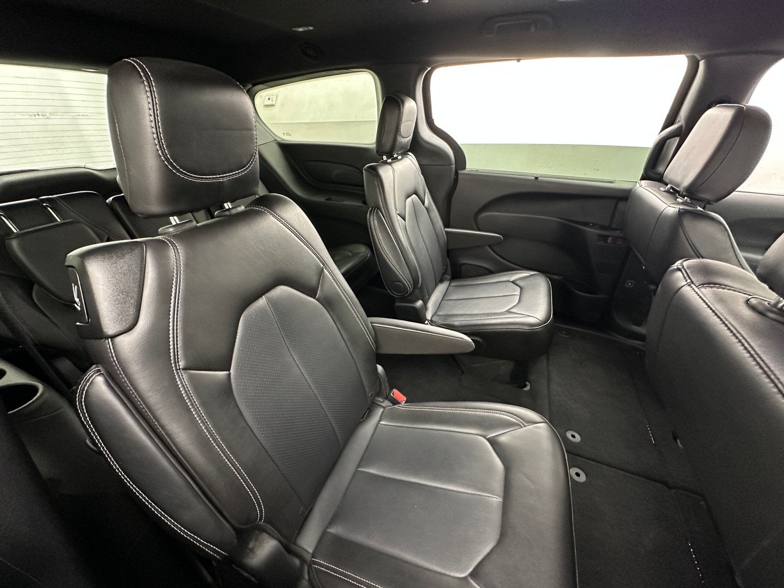 Thumbnail: 2025 Chrysler Pacifica - 5