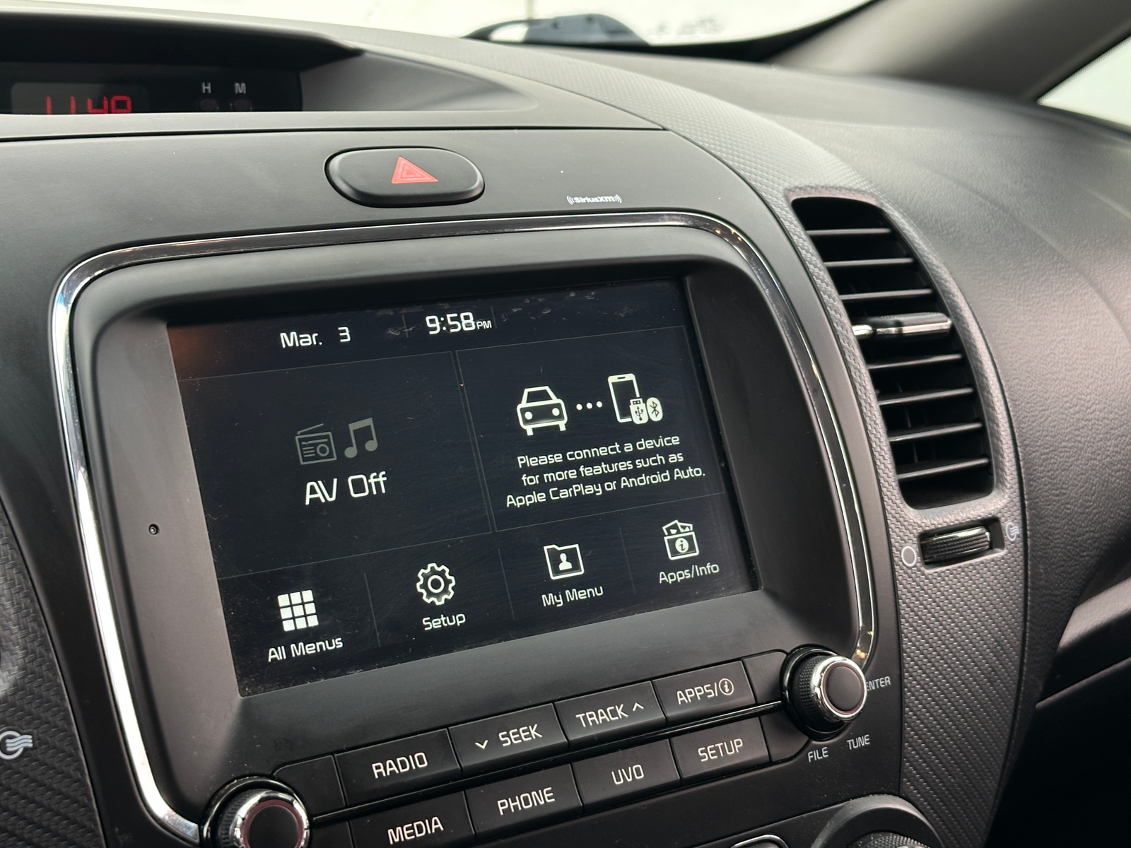 Thumbnail: 2017 Kia Forte - 4