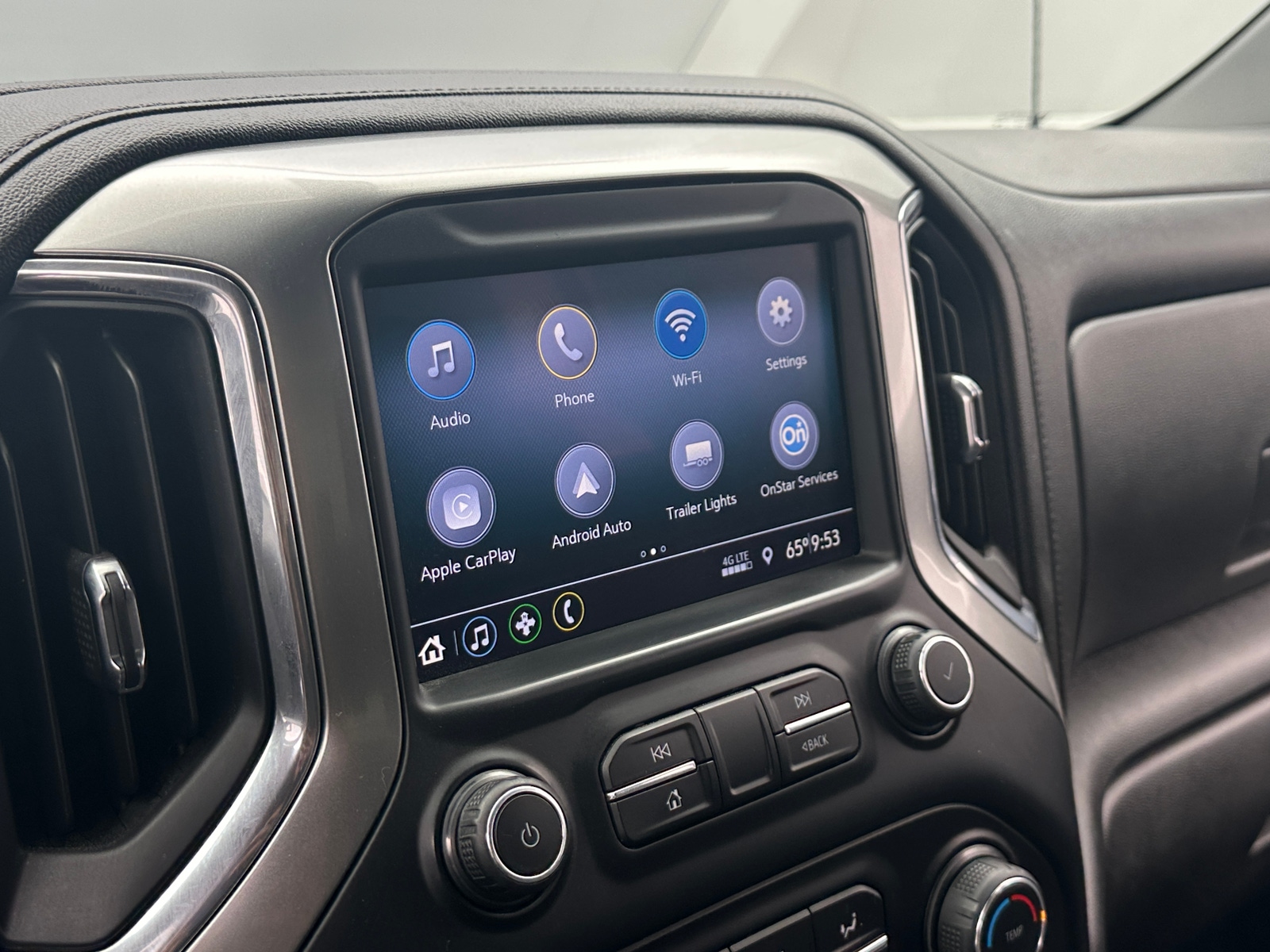 Thumbnail: 2020 Chevrolet Silverado 1500 - 4