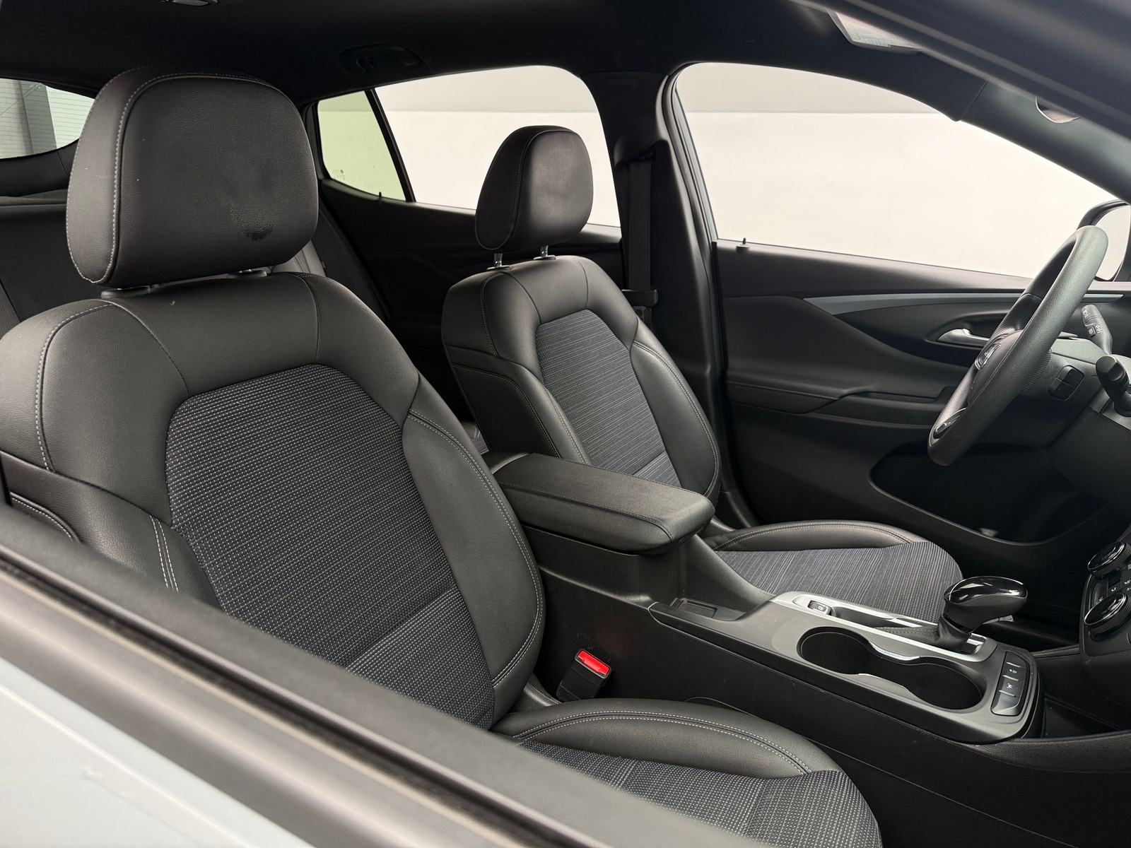 Thumbnail: 2025 Buick Envista - 2