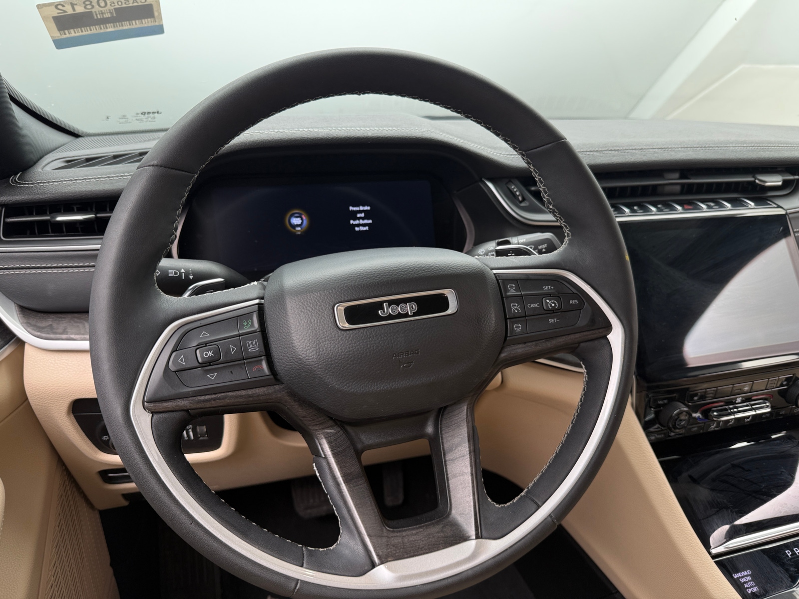 Thumbnail: 2023 Jeep Grand Cherokee - 4