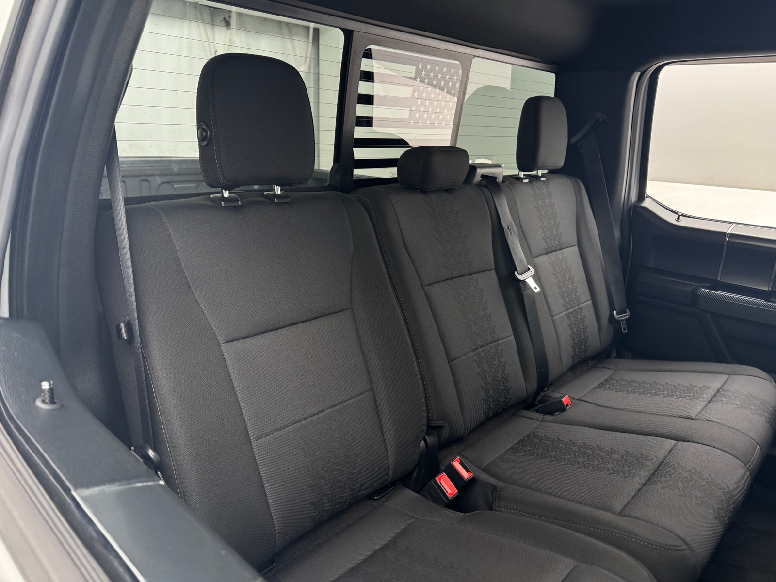 Thumbnail: 2019 Ford Econoline - 6