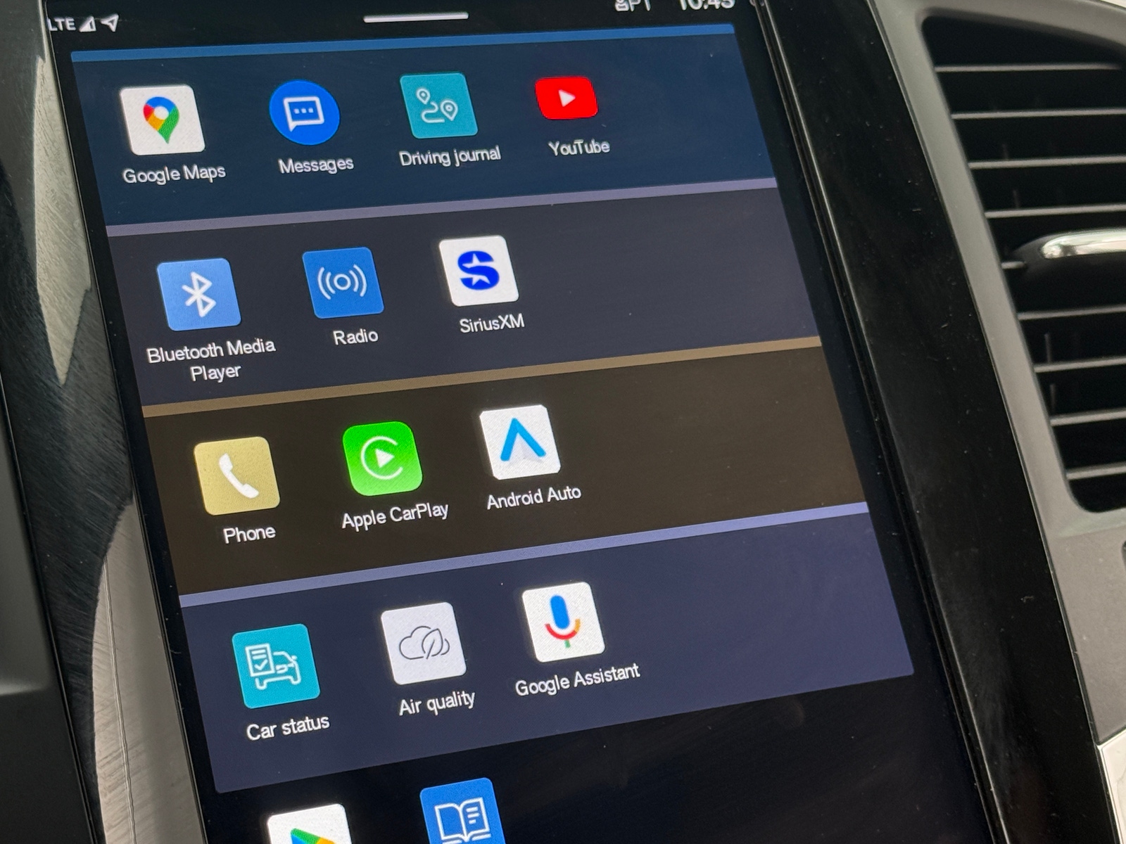 Thumbnail: 2023 Volvo XC90 - 3