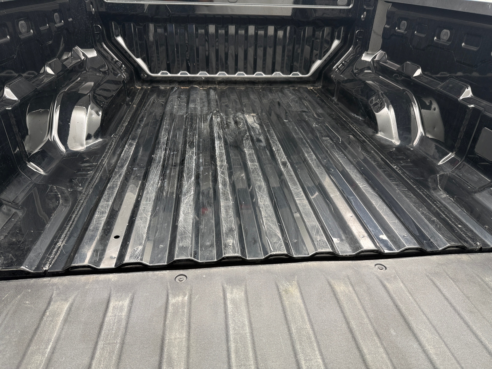 Thumbnail: 2023 Chevrolet Colorado - 7