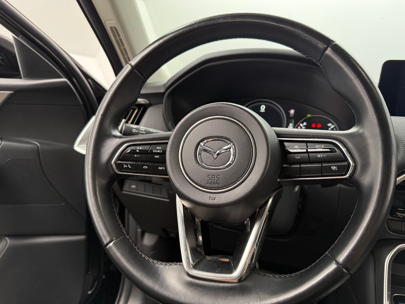 Thumbnail: 2025 Mazda CX-70 - 4