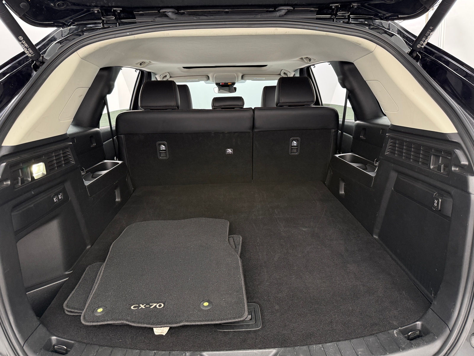 Thumbnail: 2025 Mazda CX-70 - 6