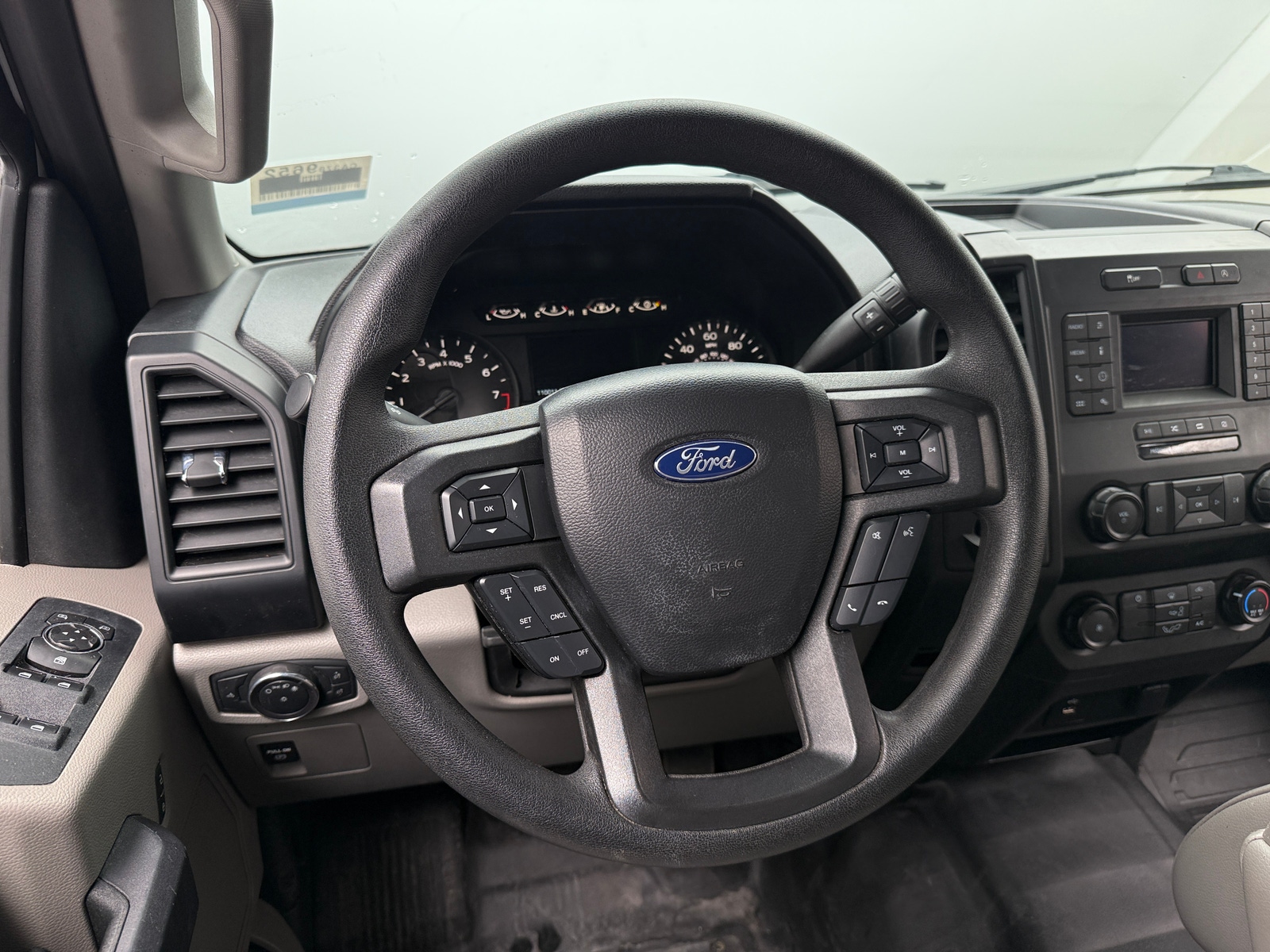 Thumbnail: 2020 Ford Econoline - 4