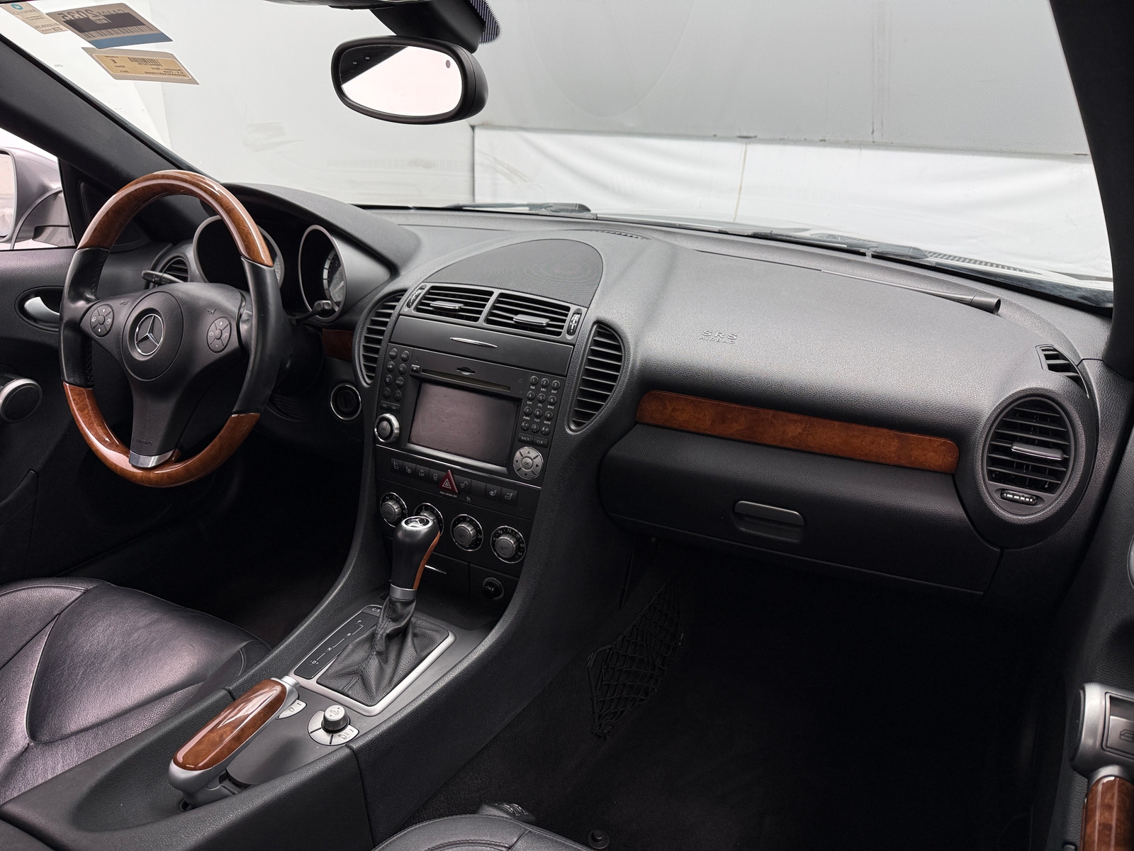 Thumbnail: 2011 Mercedes-Benz SLK - 2