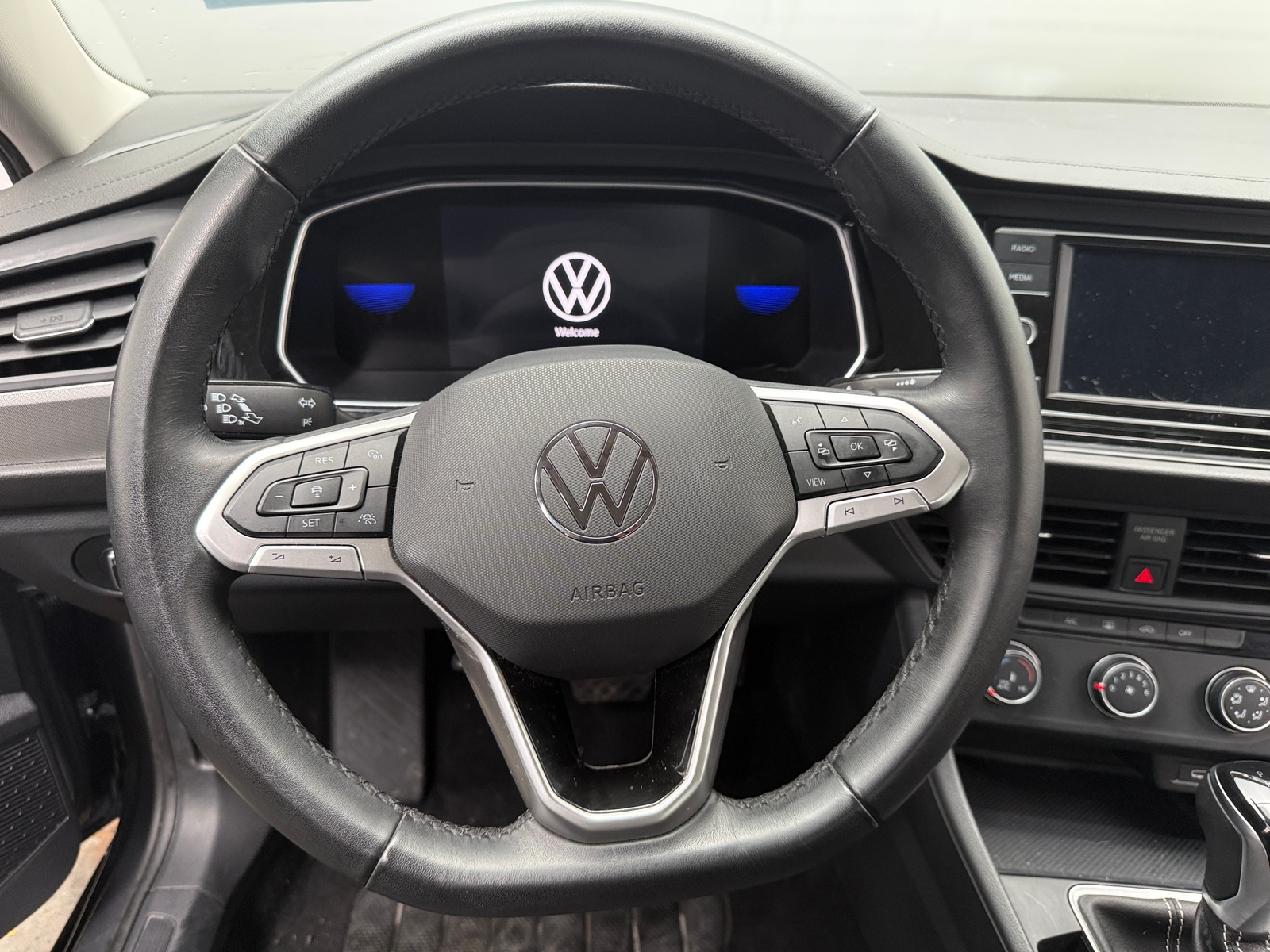 Thumbnail: 2024 Volkswagen Jetta - 5