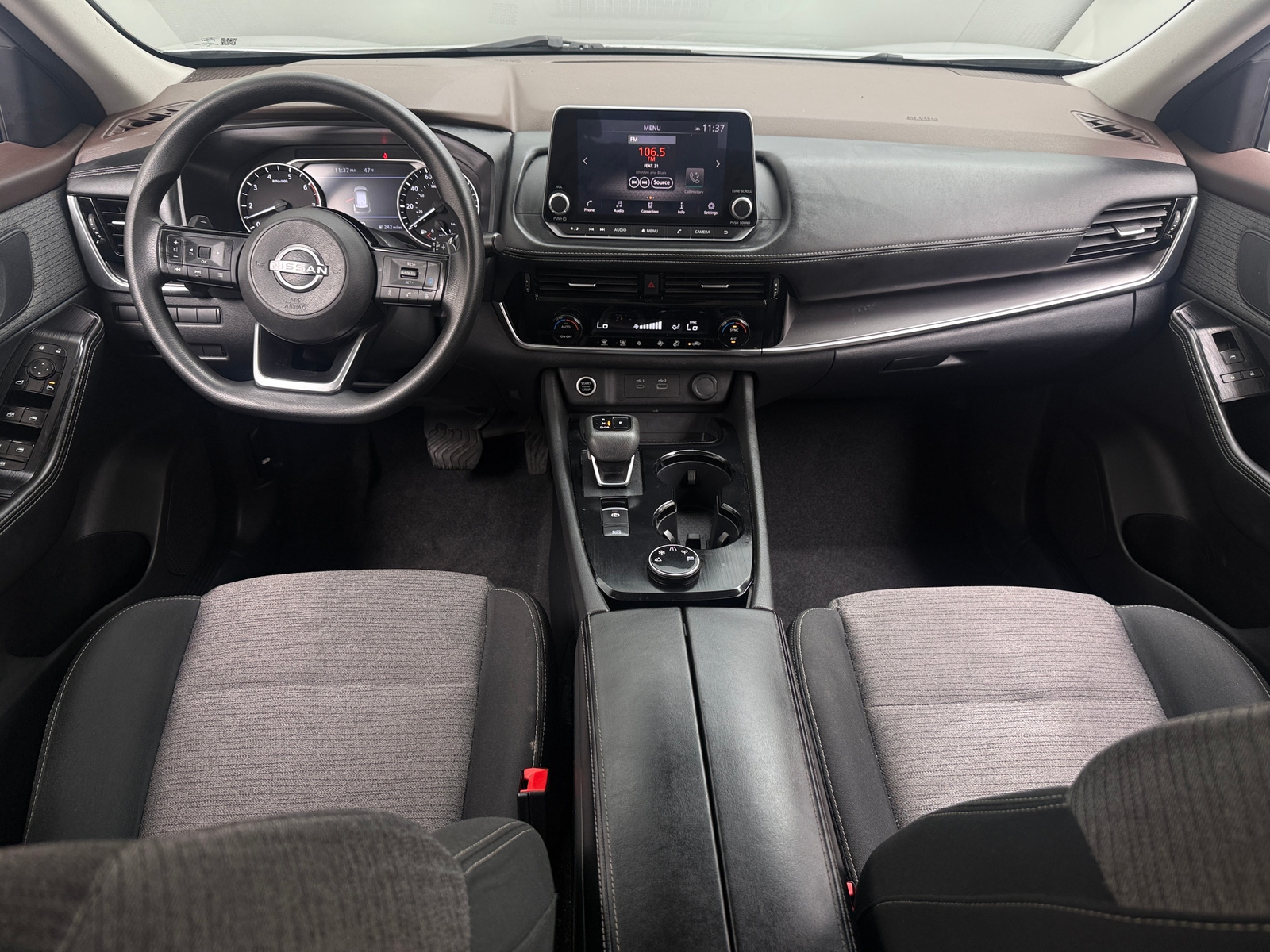 Thumbnail: 2022 Nissan Rogue - 3