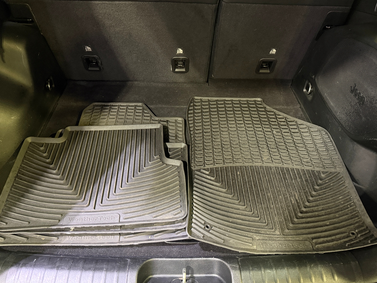 Thumbnail: 2020 Jeep Cherokee - 6