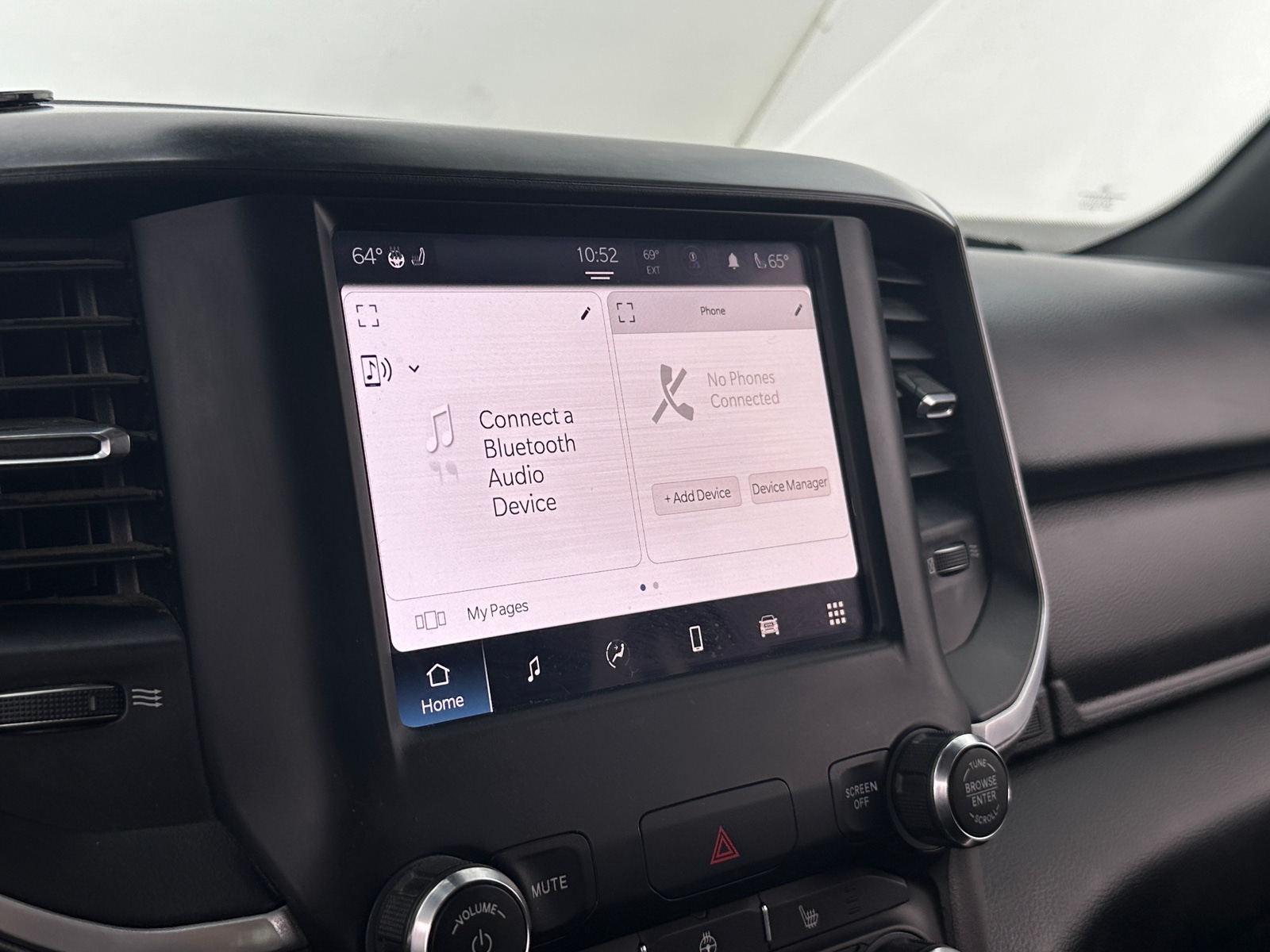 Thumbnail: 2022 RAM 1500 - 4