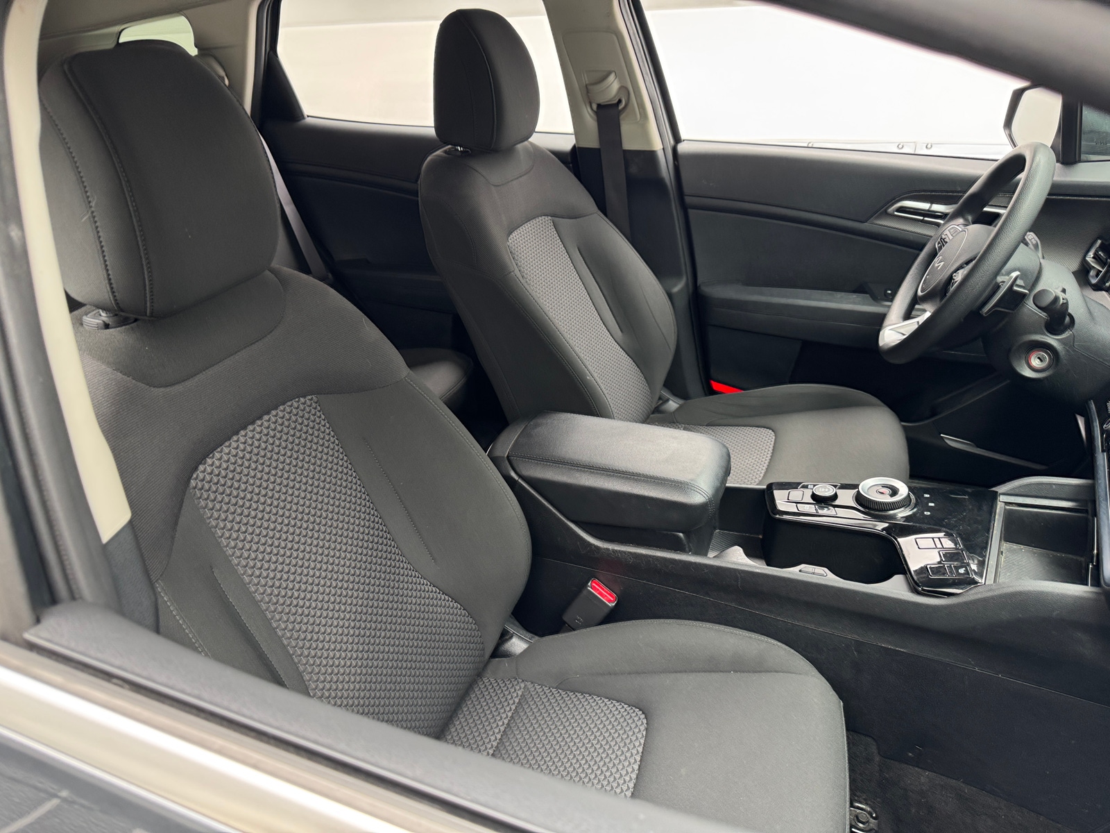 Thumbnail: 2023 Kia Sportage - 2