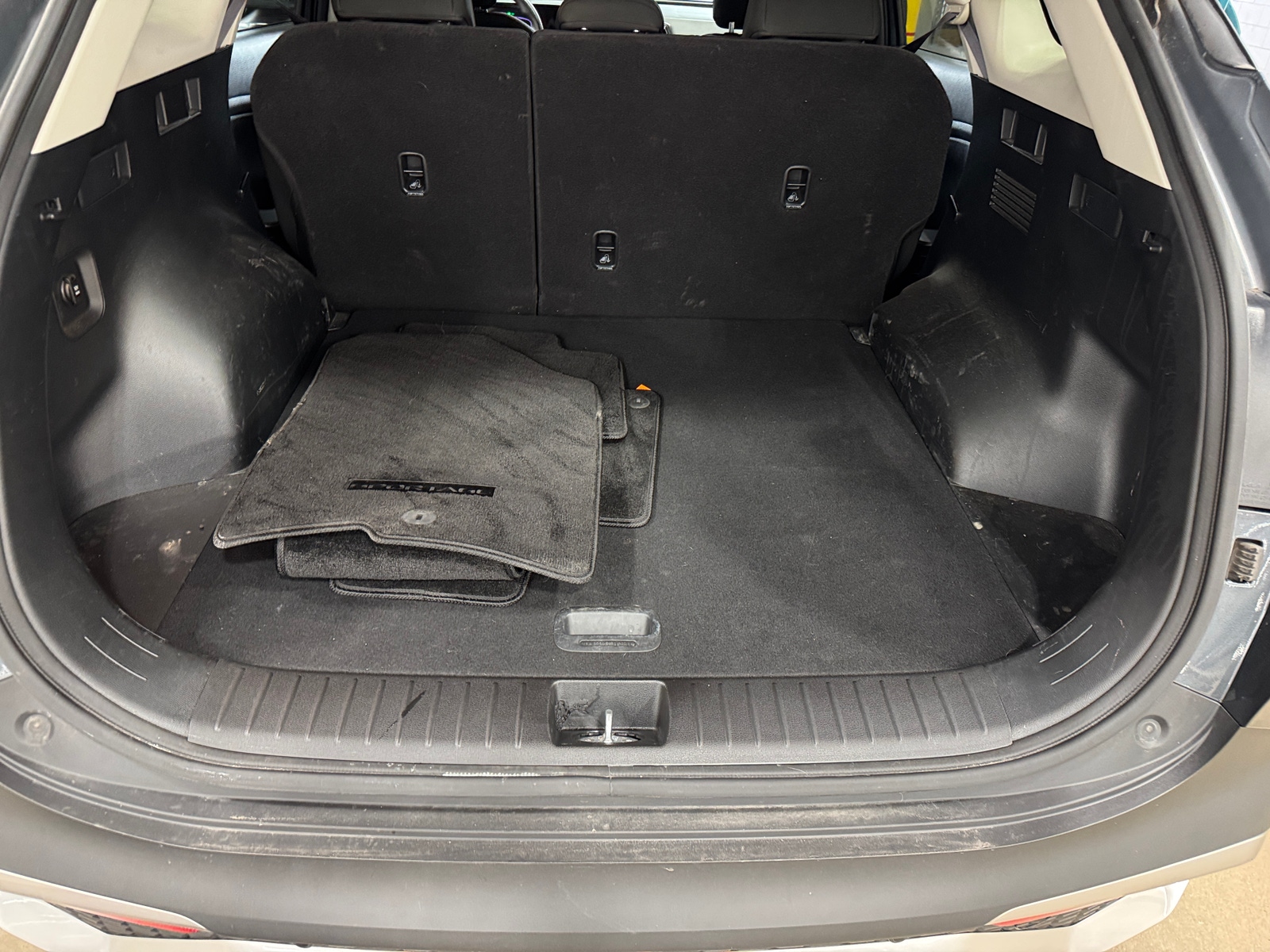 Thumbnail: 2023 Kia Sportage - 7