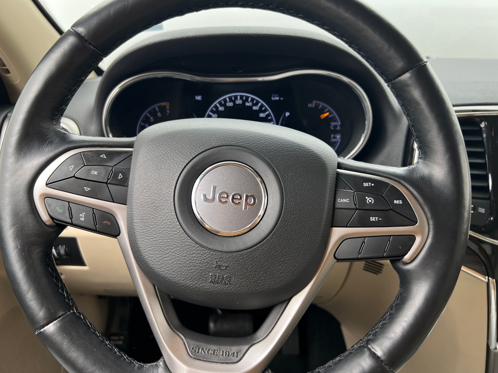 Thumbnail: 2021 Jeep Grand Cherokee - 4