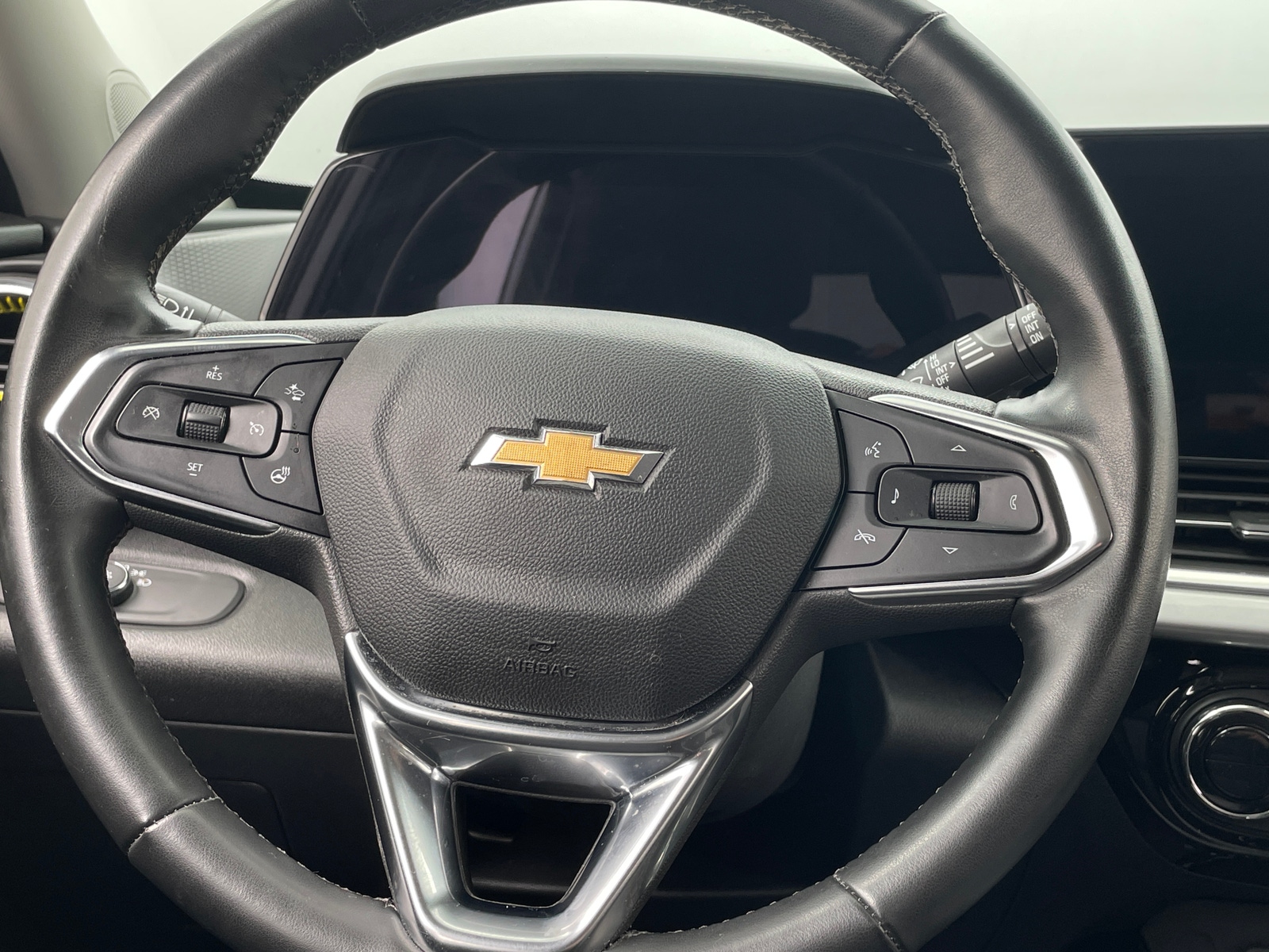 Thumbnail: 2024 Chevrolet Trax - 5