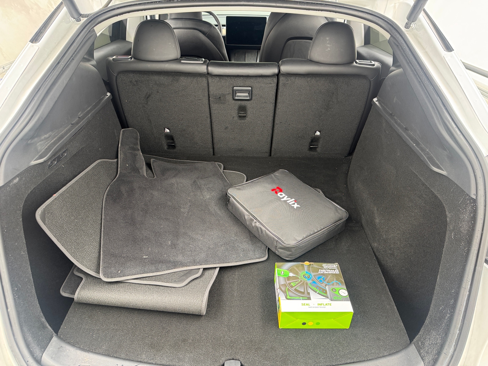 Thumbnail: 2023 Tesla Model Y - 6