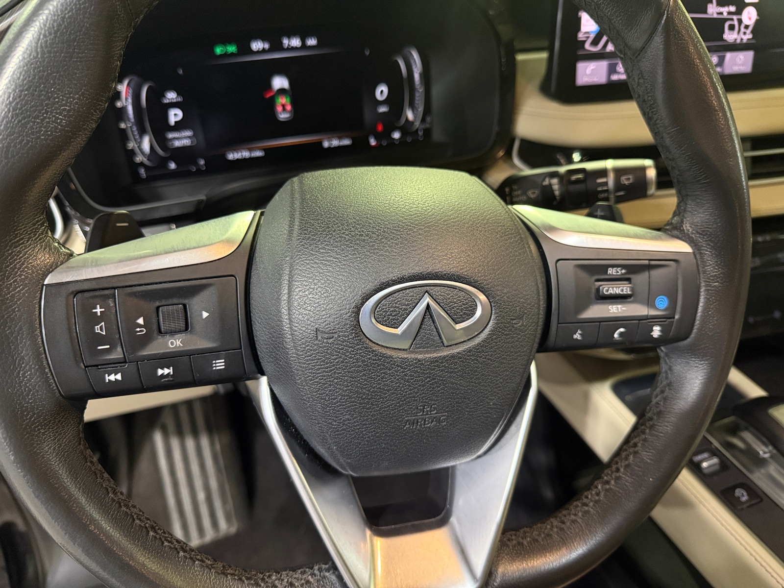 Thumbnail: 2023 INFINITI QX60 - 4