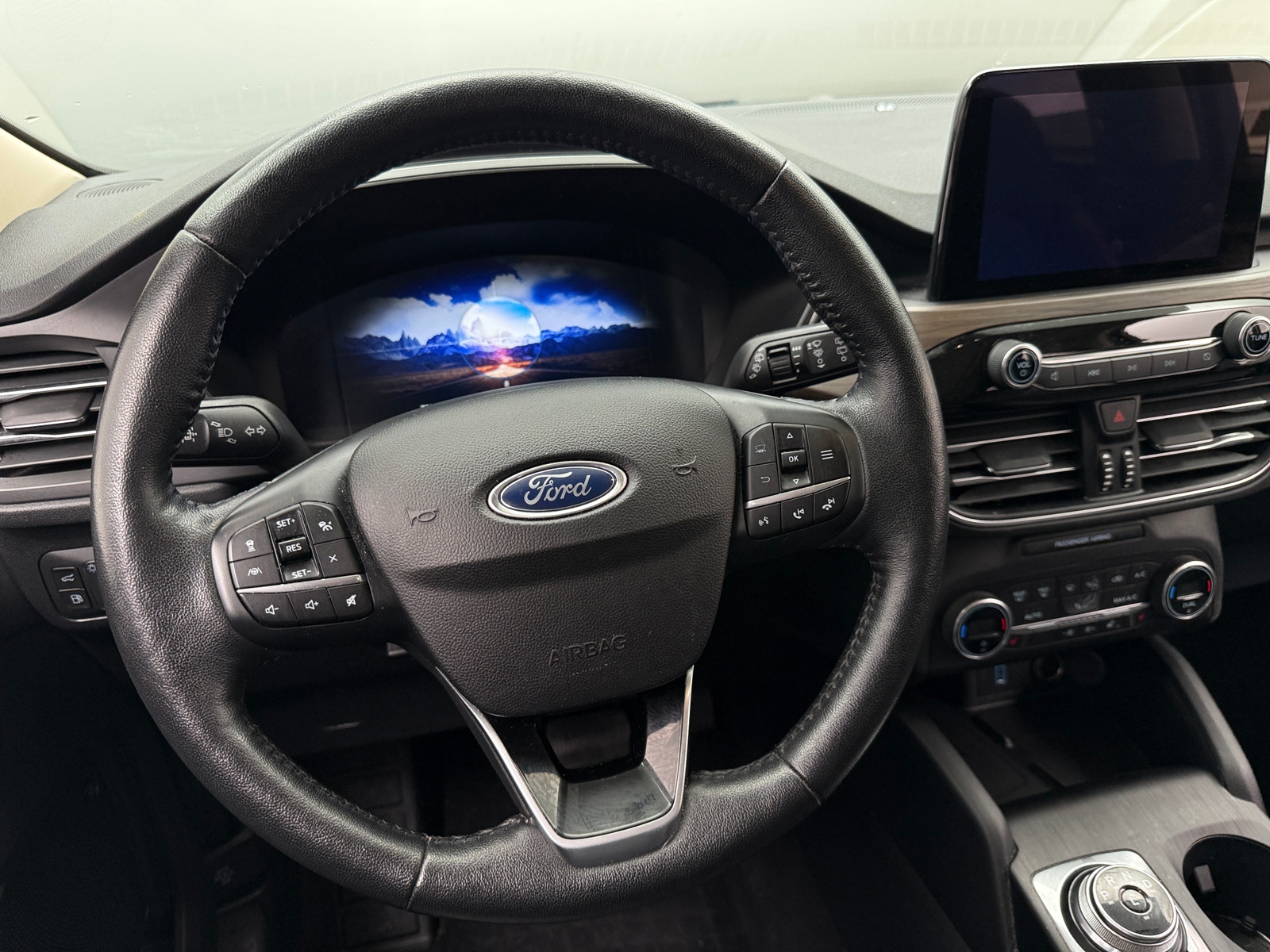 Thumbnail: 2020 Ford Escape - 4