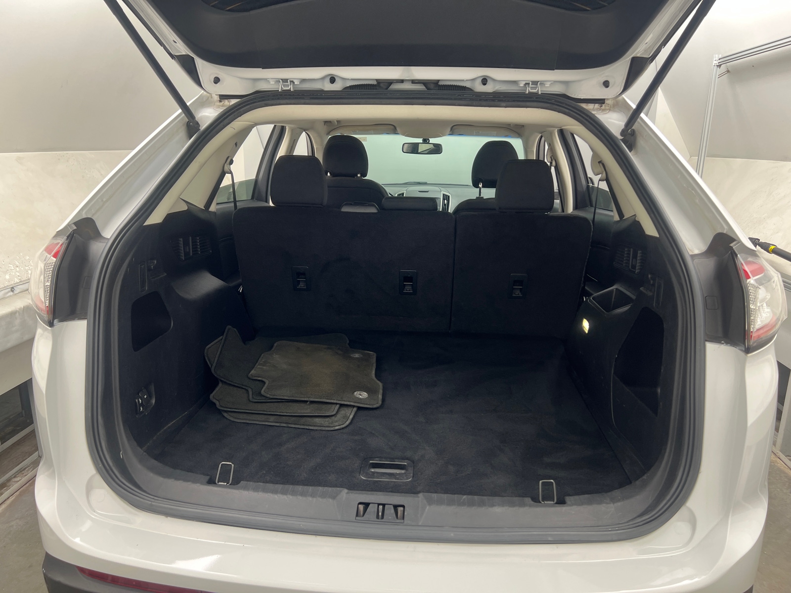 Thumbnail: 2016 Ford Edge - 7