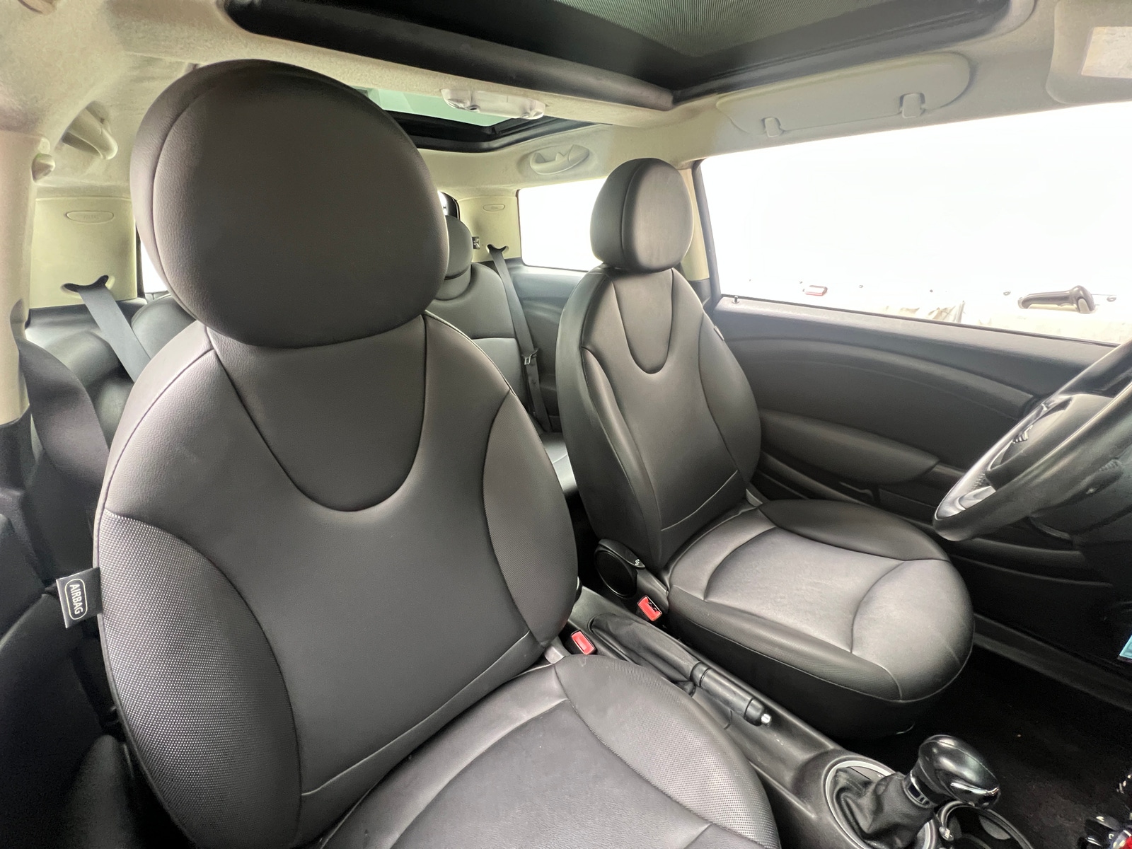 Thumbnail: 2013 MINI Cooper Hardtop - 2