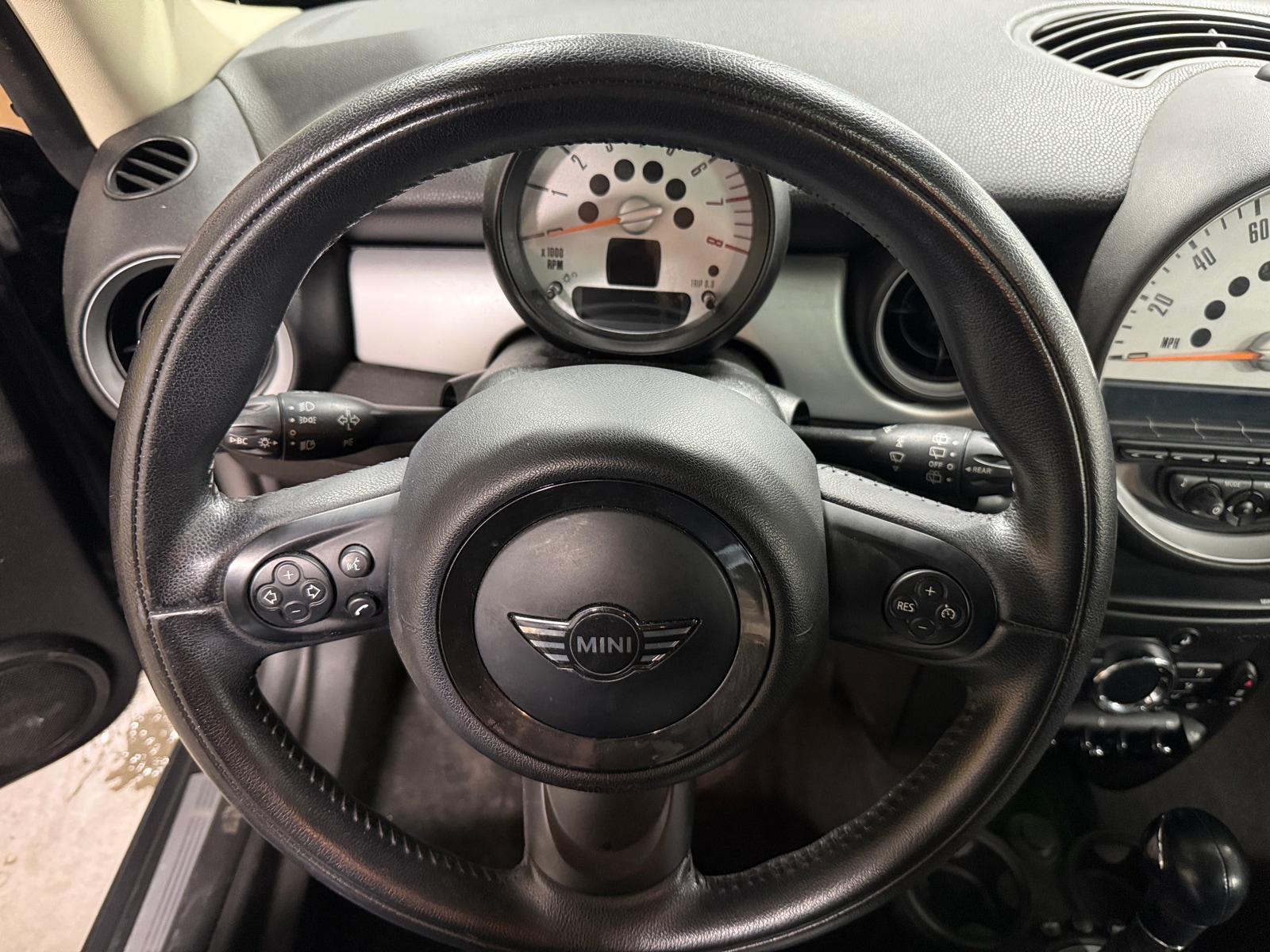 Thumbnail: 2013 MINI Cooper Hardtop - 5