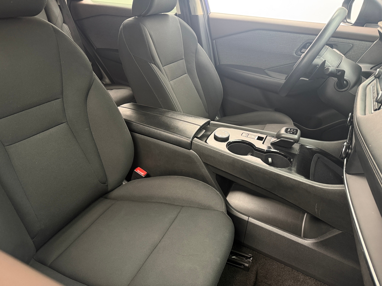 Thumbnail: 2023 Nissan Rogue - 2