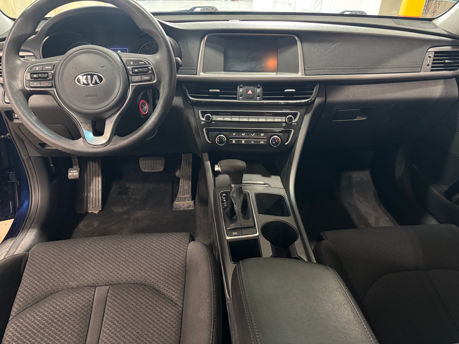 Thumbnail: 2018 Kia Optima - 3