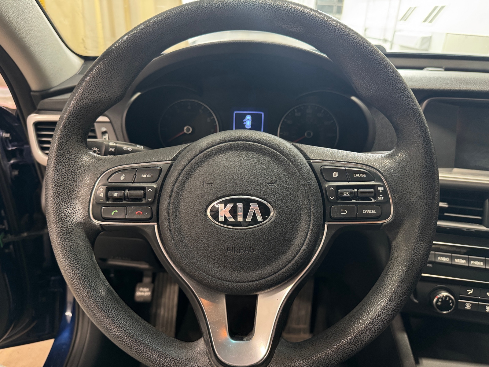 Thumbnail: 2018 Kia Optima - 5