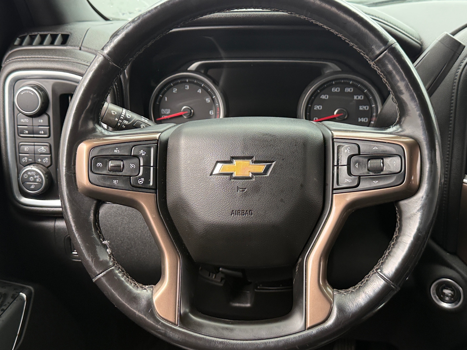 Thumbnail: 2019 Chevrolet Silverado 1500 - 4