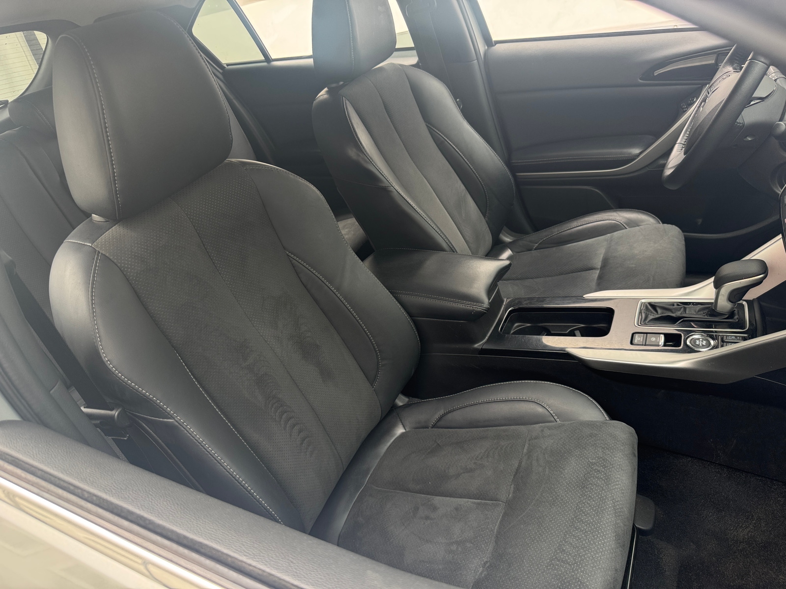 Thumbnail: 2023 Mitsubishi Eclipse Cross - 2