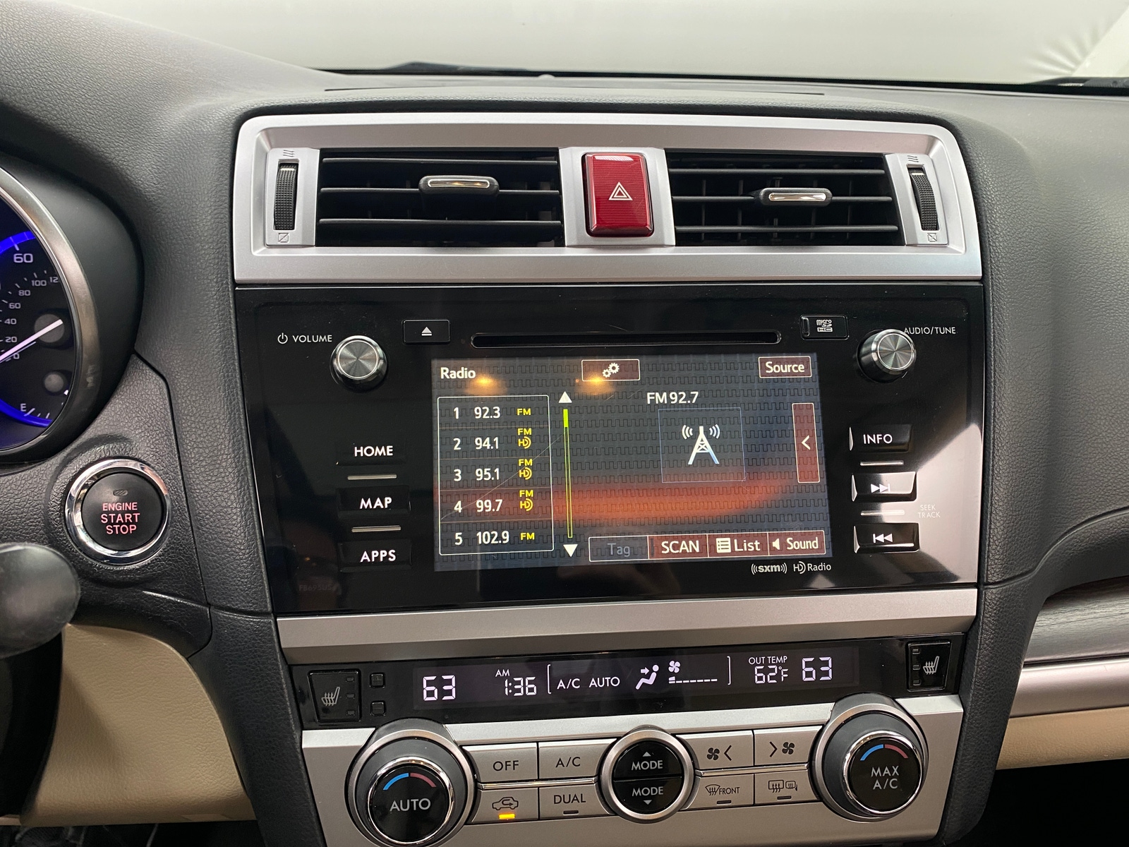 Thumbnail: 2016 Subaru Legacy - 3