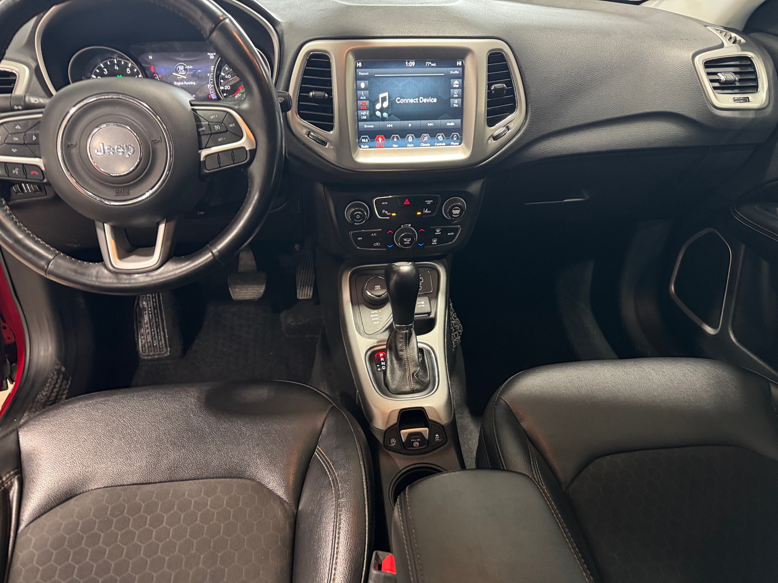 Thumbnail: 2018 Jeep Compass - 3