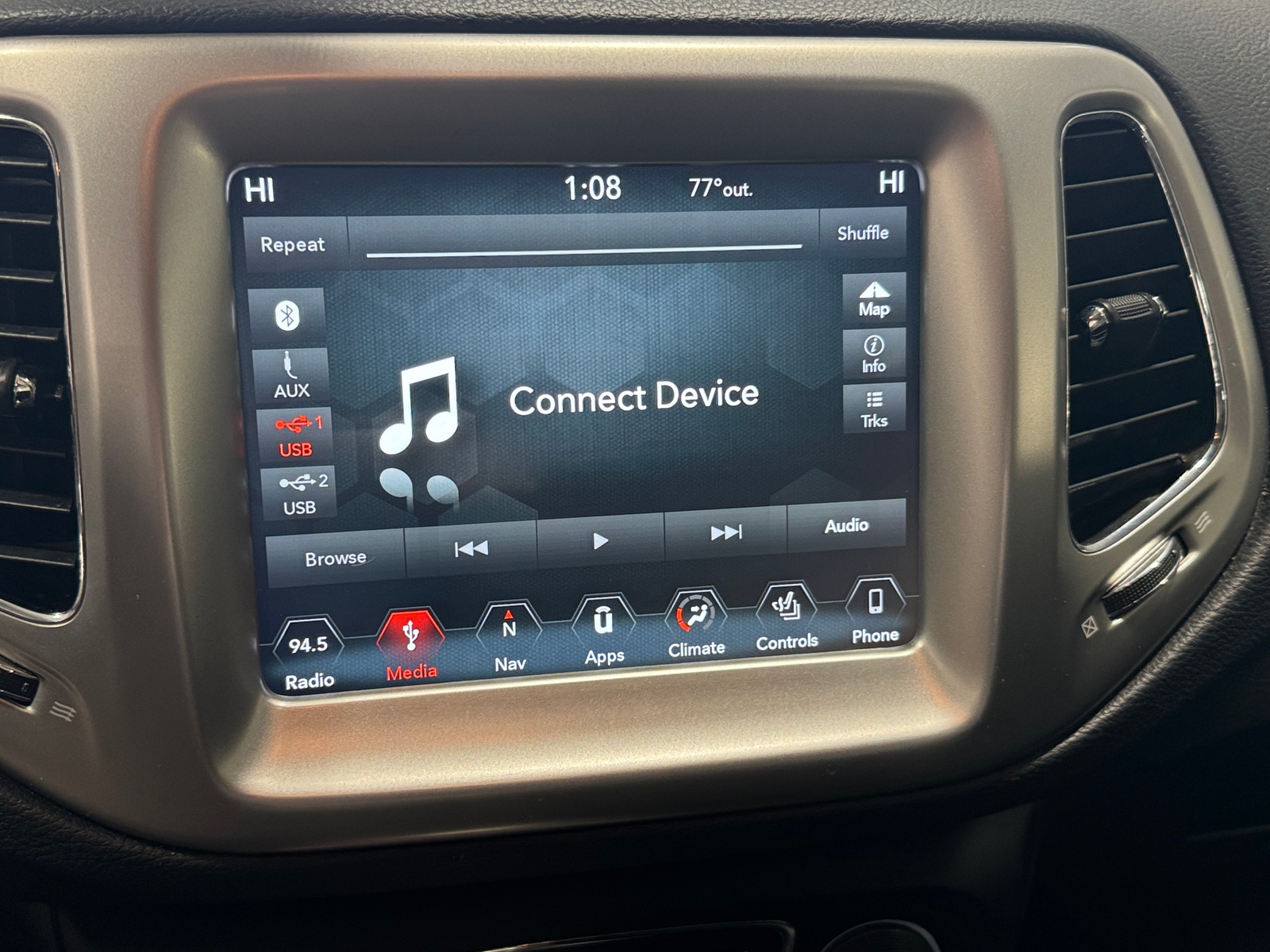 Thumbnail: 2018 Jeep Compass - 4