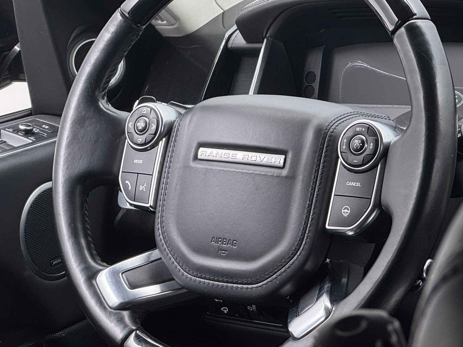 Thumbnail: 2014 Land Rover Range Rover - 4